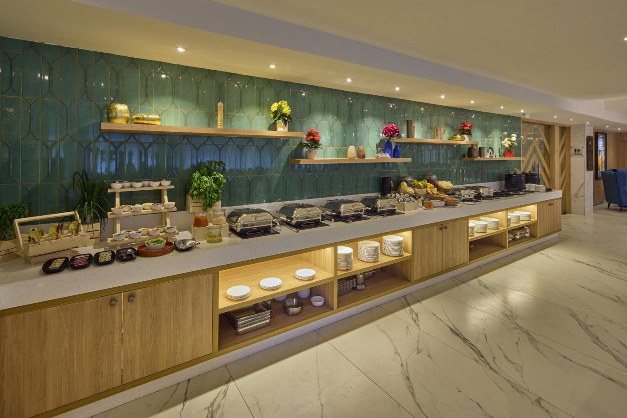 Grand Continent Hebbal A Sarovar Portico Affiliate Hotel バンガロール エクステリア 写真
