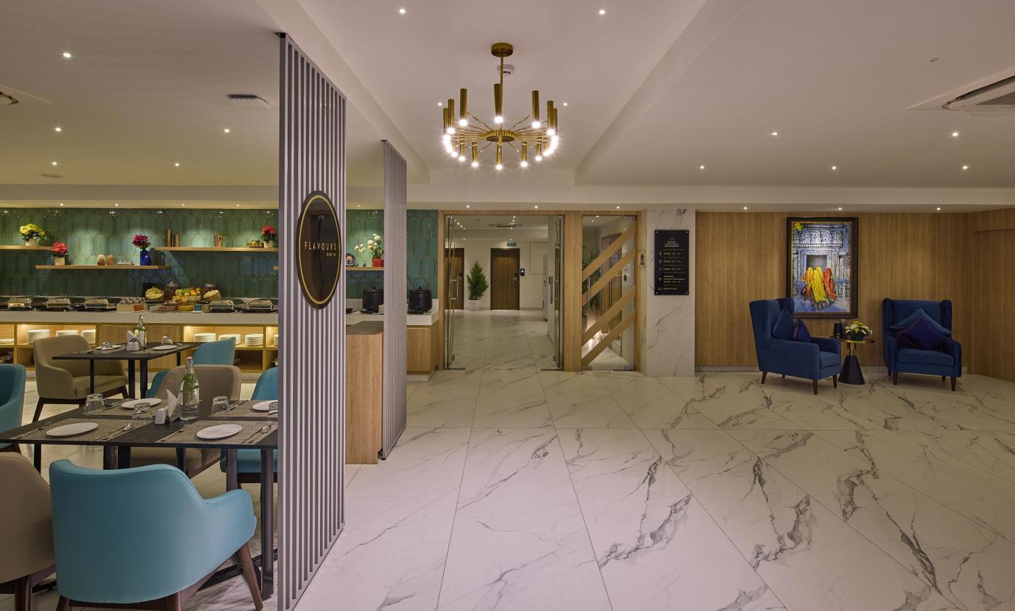 Grand Continent Hebbal A Sarovar Portico Affiliate Hotel バンガロール エクステリア 写真