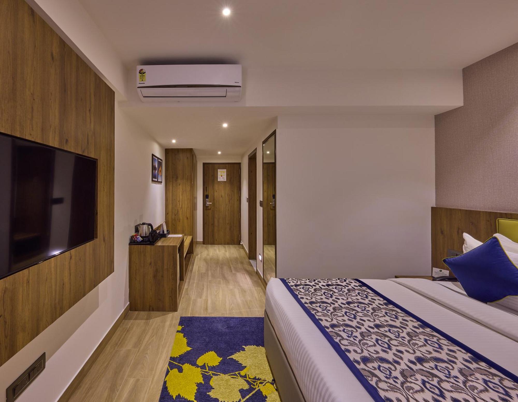 Grand Continent Hebbal A Sarovar Portico Affiliate Hotel バンガロール エクステリア 写真