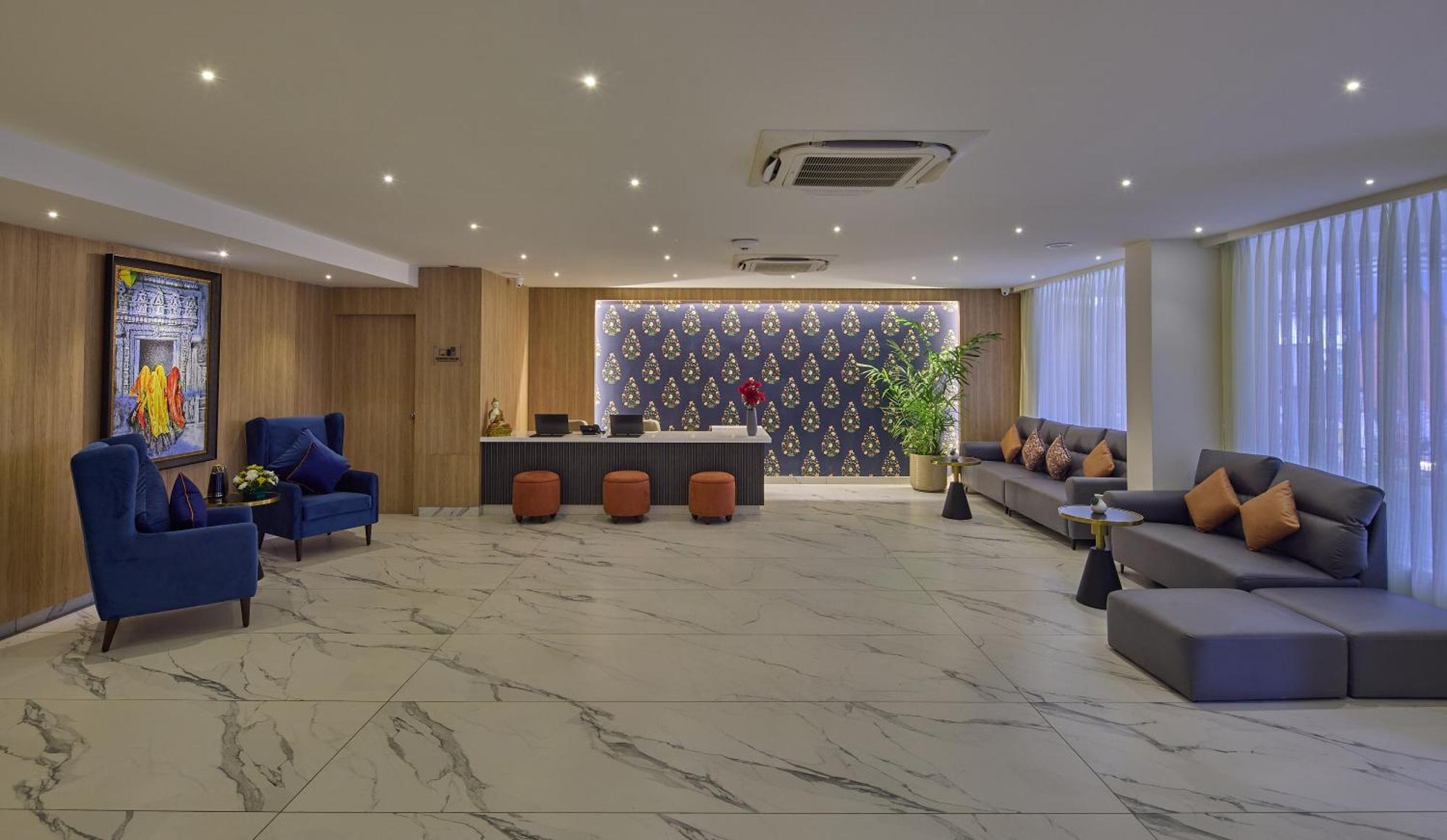 Grand Continent Hebbal A Sarovar Portico Affiliate Hotel バンガロール エクステリア 写真