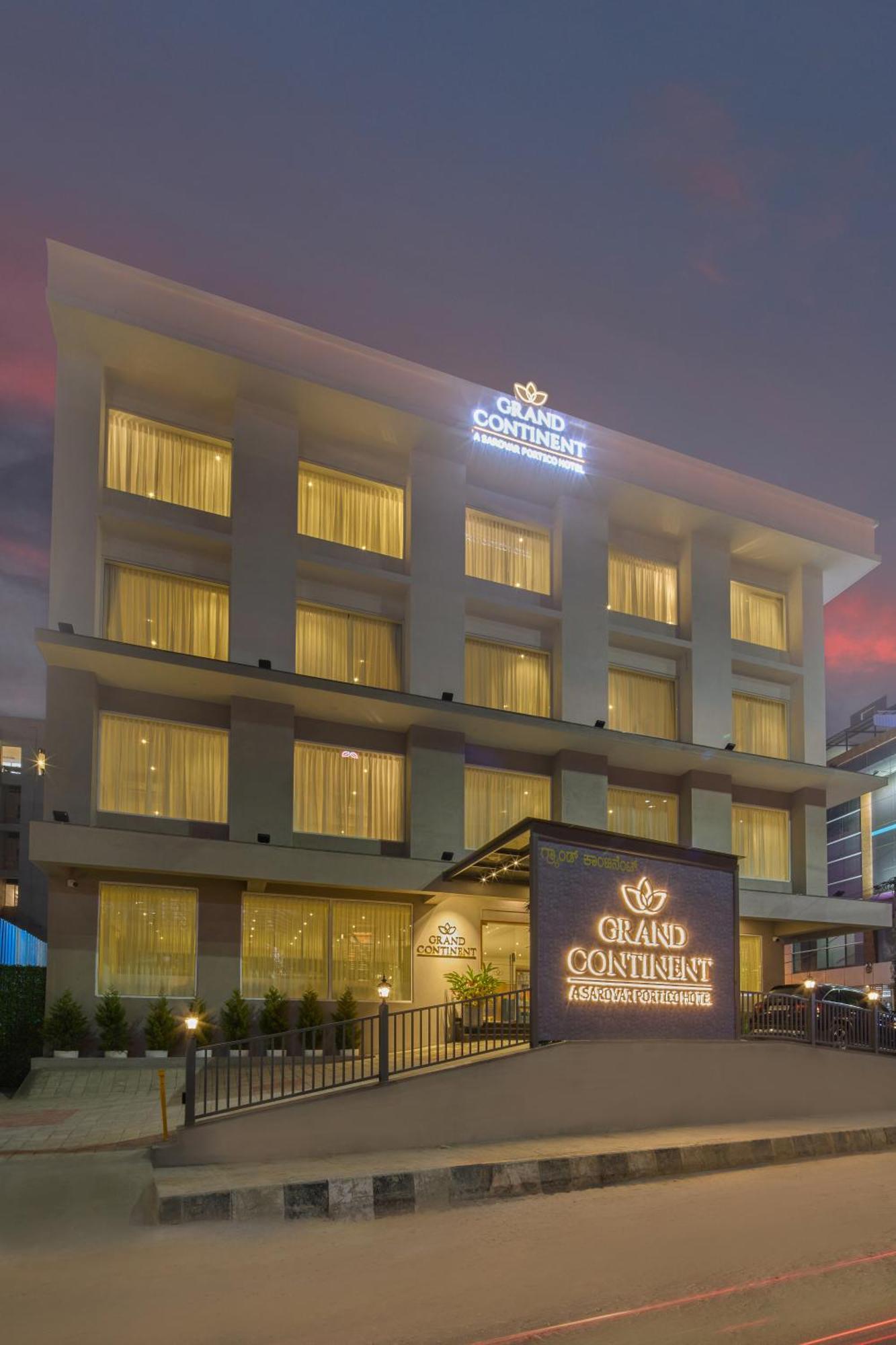 Grand Continent Hebbal A Sarovar Portico Affiliate Hotel バンガロール エクステリア 写真