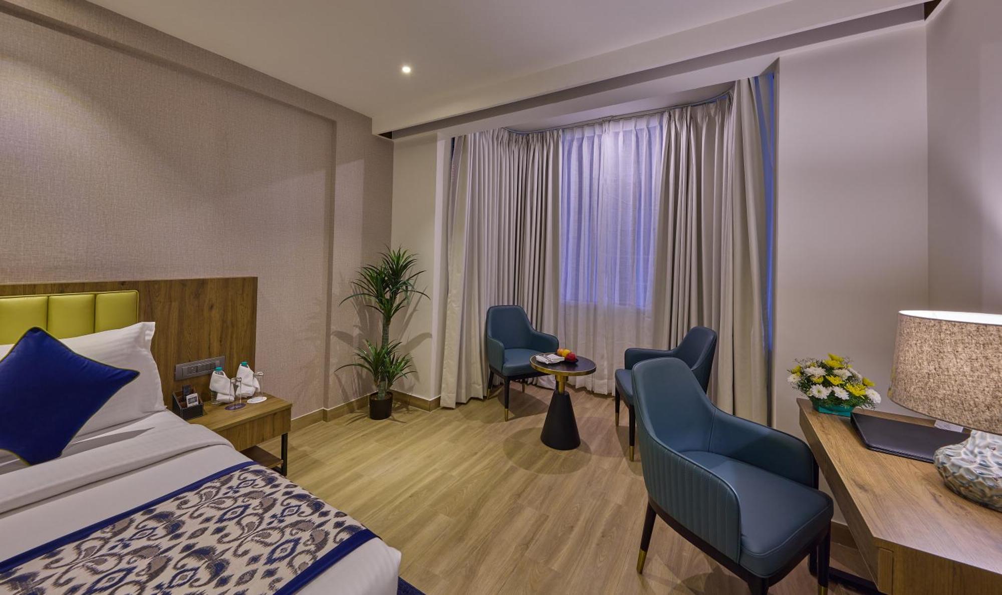 Grand Continent Hebbal A Sarovar Portico Affiliate Hotel バンガロール エクステリア 写真